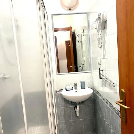 La Casa Di Raffy Guest house 4*